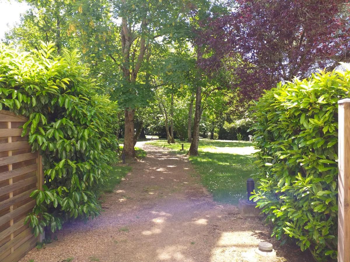Appartement Au Calme, Avec Parc Prive, 50M Du Tram Τουρ Εξωτερικό φωτογραφία