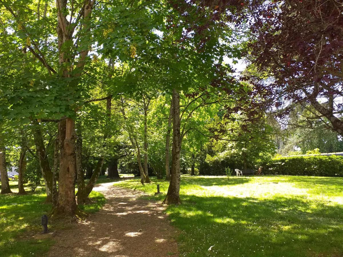 Appartement Au Calme, Avec Parc Prive, 50M Du Tram Τουρ Εξωτερικό φωτογραφία